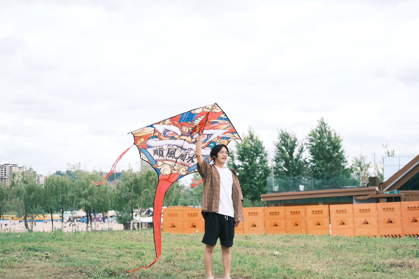 https://res.oceanpresent.art/photo/p-2024-6-20-1.jpg