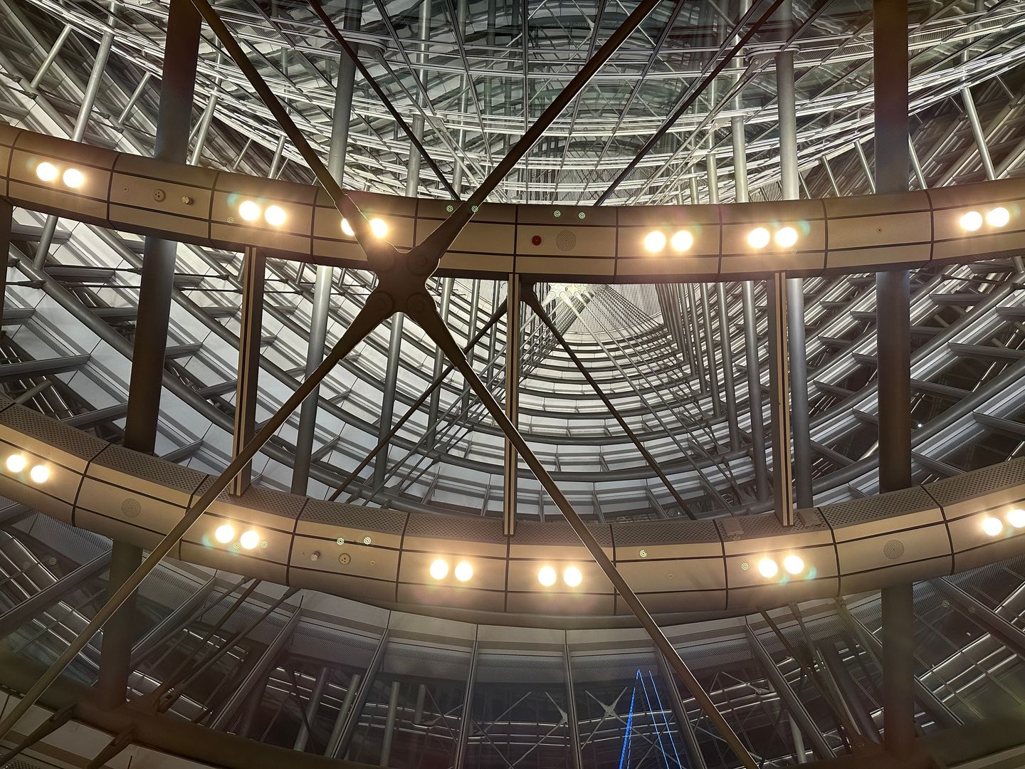 https://res.oceanpresent.art/photo/p-2024-6-7-5.jpg